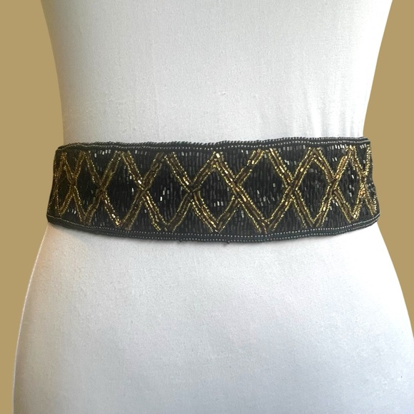 Vintage Beaded Wide Oversized Statement Belt Size S - Picture 4 of 17